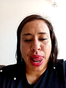 kamila lovee online show from 03.22.25