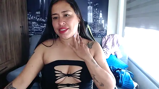 kamila lovee online show from 11.10.25