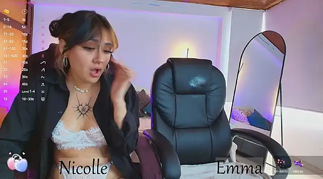  Emma11 online show from 03.13.25