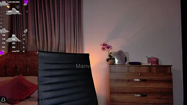 Snapshot of Marivimichel1 chatting on 02.12.25 Marivimichel1 online show from 02.12.25