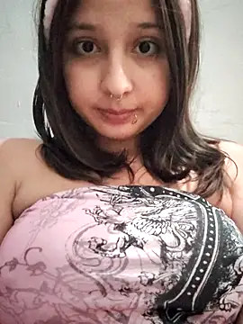 Maiden-Hot online show from 06.25.26