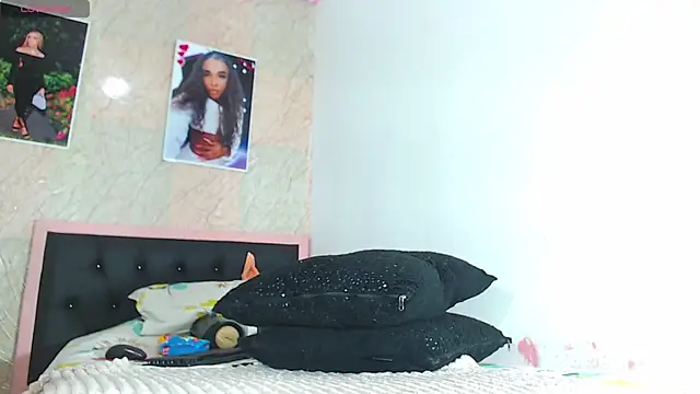 k stormi  online show from 11.09.25