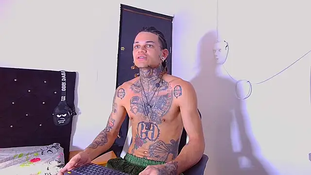 hot man05 online show from 01.05.26