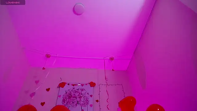 Adri Gomez  online show from 02.22.25