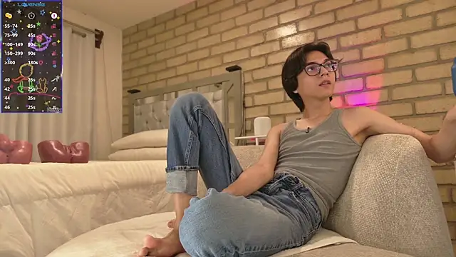 Snapshot of biel_biel chatting on 06.22.26 biel biel online show from 06.22.26