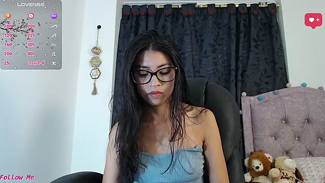 ellajonz online show from 11.06.25