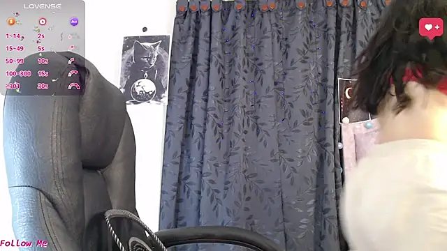 ellajonz online show from 11.16.25