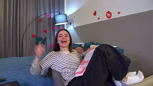 AmeliaFlares online show from 04.23.26