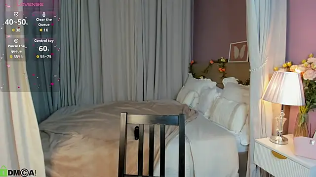 Nikki Kai online show from 09.24.25