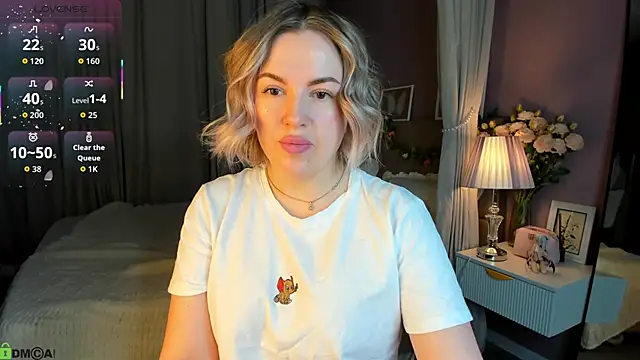 Nikki Kai online show from 11.03.25