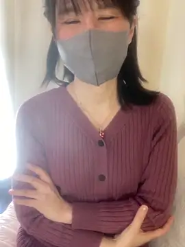 Snapshot of MURA-saki chatting on 02.19.25 MURA-saki online show from 02.19.25