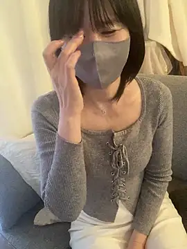 Snapshot of MURA-saki chatting on 12.16.25 MURA-saki online show from 12.16.25