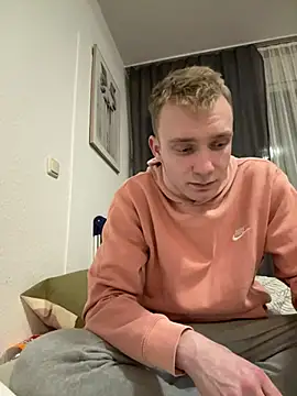 Snapshot of Yankees- chatting on 02.13.25 Yankees- online show from 02.13.25