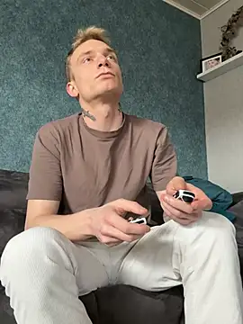 Snapshot of Yankees- chatting on 03.02.25 Yankees- online show from 03.02.25