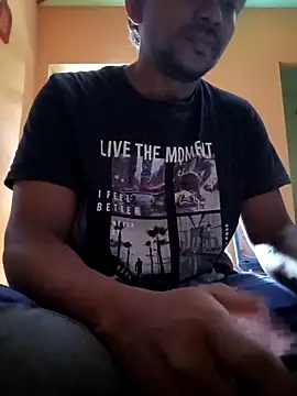 Snapshot of bigcock_thick chatting on 11.12.25 bigcock thick online show from 11.12.25