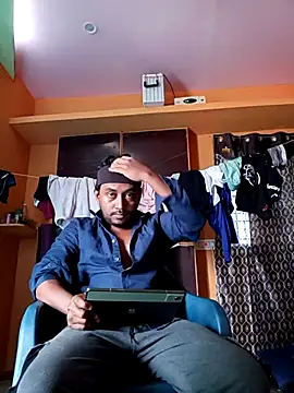 Snapshot of bigcock_thick chatting on 11.23.25 bigcock thick online show from 11.23.25