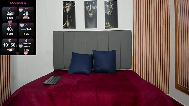 Snapshot of emberhodson chatting on 02.01.25 emberhodson online show from 02.01.25