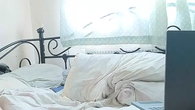 Snapshot of Demi_WelshX chatting on 09.09.25 Demi WelshX online show from 09.09.25