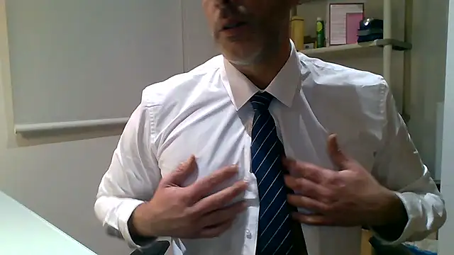 66MA69 online show from 11.27.25