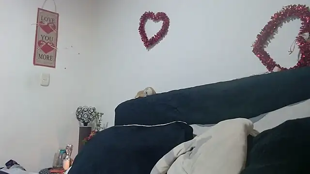 Snapshot of viccky_vick chatting on 03.12.26 viccky vick online show from 03.12.26