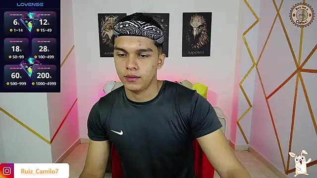 Snapshot of Dwayne_Brown chatting on 03.11.25 Dwayne Brown online show from 03.11.25