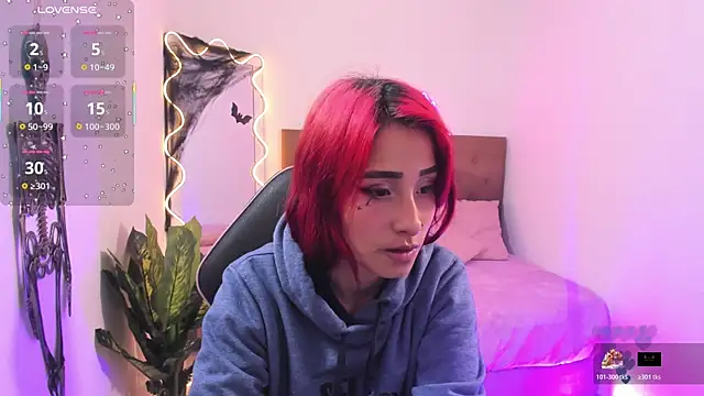 Snapshot of palmerfox_tay chatting on 11.06.25 palmerfox tay online show from 11.06.25