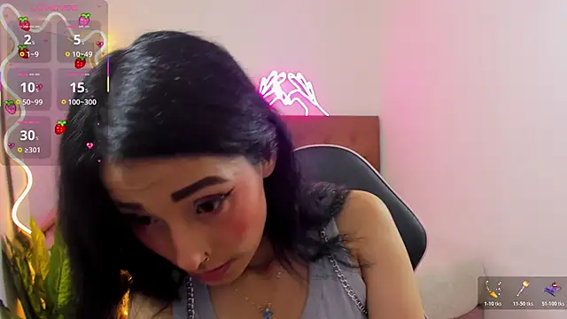 Snapshot of palmerfox_tay chatting on 11.26.25 palmerfox tay online show from 11.26.25