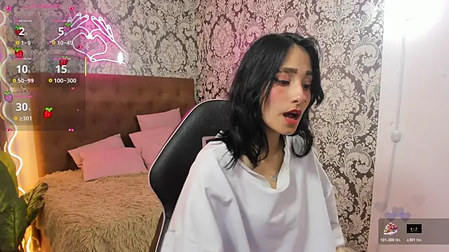 Snapshot of palmerfox_tay chatting on 12.18.25 palmerfox tay online show from 12.18.25