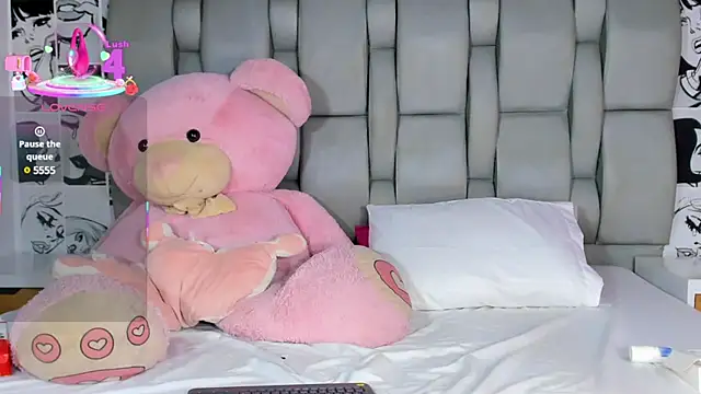 LucyRosse online show from 02.25.25