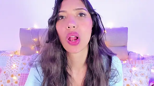 Snapshot of Miss_veronicaa2 chatting on 02.11.25 Miss veronicaa2 online show from 02.11.25