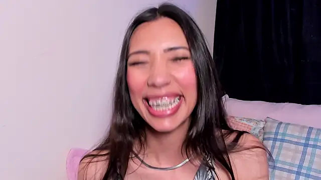 Miss veronicaa2 online show from 11.27.25