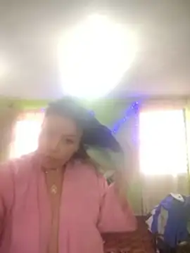 Snapshot of KellyPerlaxxx chatting on 12.19.25 KellyPerlaxxx online show from 12.19.25