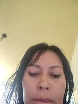 Snapshot of KellyPerlaxxx chatting on 03.24.26 KellyPerlaxxx online show from 03.24.26