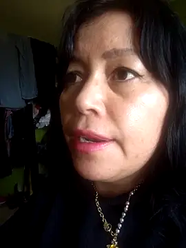 Snapshot of KellyPerlaxxx chatting on 04.15.26 KellyPerlaxxx online show from 04.15.26