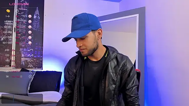 Max Conor1 online show from 02.10.25