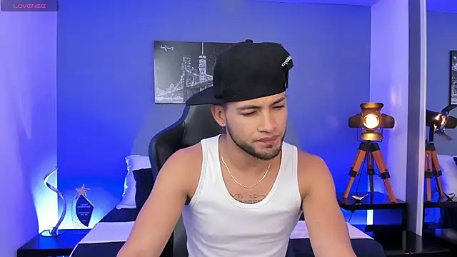 Max Conor1 online show from 10.09.25