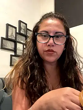 MirandaLatinaLovely online show from 11.12.25