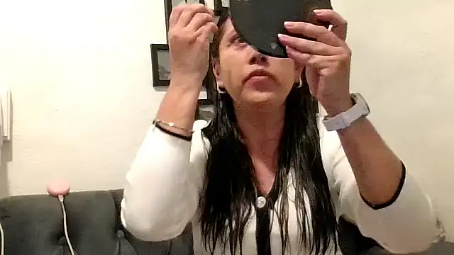 MirandaLatinaLovely online show from 01.13.26