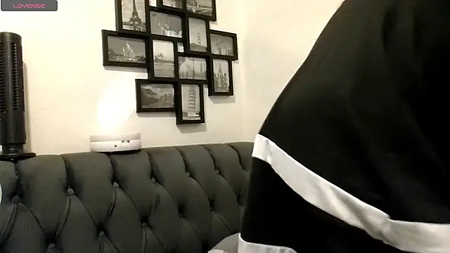 MirandaLatinaLovely online show from 06.04.26
