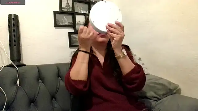 MirandaLatinaLovely online show from 06.10.26