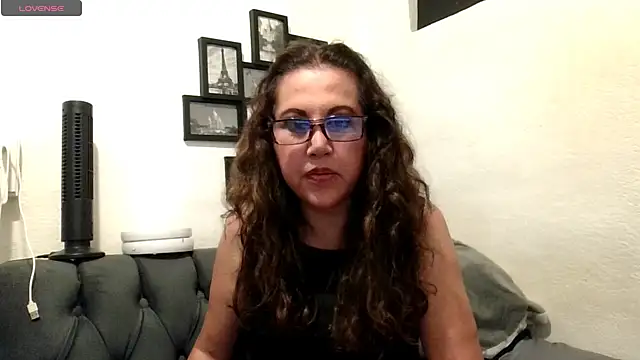 MirandaLatinaLovely online show from 06.11.26