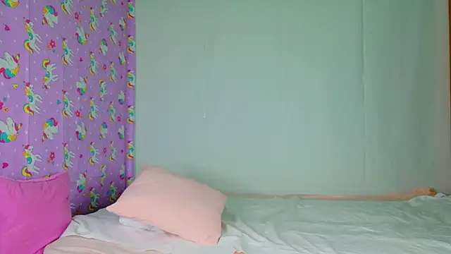 Snapshot of TwerkingCheerleader chatting on 10.03.25 TwerkingCheerleader online show from 10.03.25