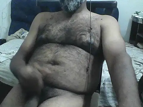 Snapshot of awesomeroc123 chatting on 07.17.26 awesomeroc123 online show from 07.17.26