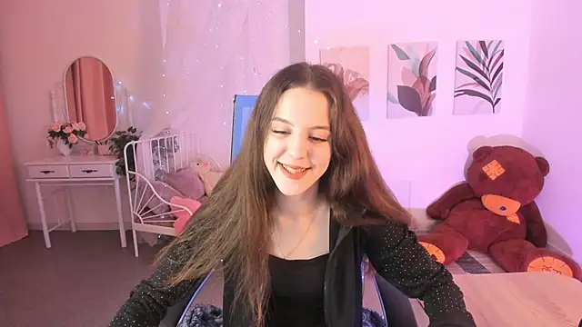 MilaStoyne online show from 02.26.25