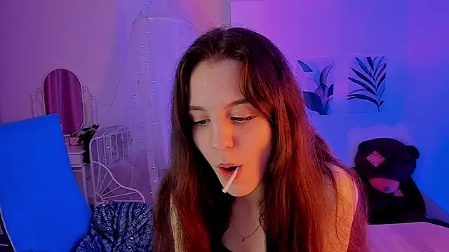 MilaStoyne online show from 03.04.25