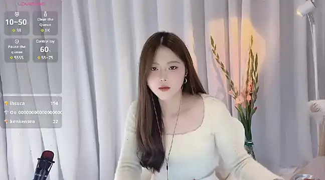 SylviaLing2007 online show from 02.11.25