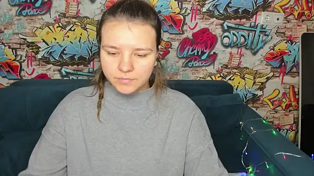 Snapshot of Jenny_Jimmy chatting on 12.18.25 Jenny Jimmy online show from 12.18.25