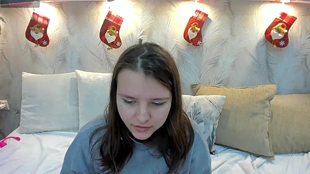 Snapshot of Jenny_Jimmy chatting on 12.22.25 Jenny Jimmy online show from 12.22.25