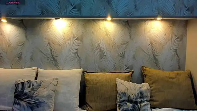 Snapshot of Jenny_Jimmy chatting on 02.19.26 Jenny Jimmy online show from 02.19.26