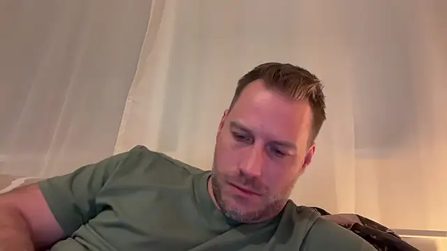 Snapshot of Christian87xxx chatting on 12.03.25 Christian87xxx online show from 12.03.25